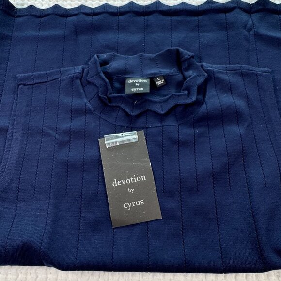 Cyrus Pointelle Scallop Trim Mock Neck Navy Tank Large NWT - Picture 5 of 11